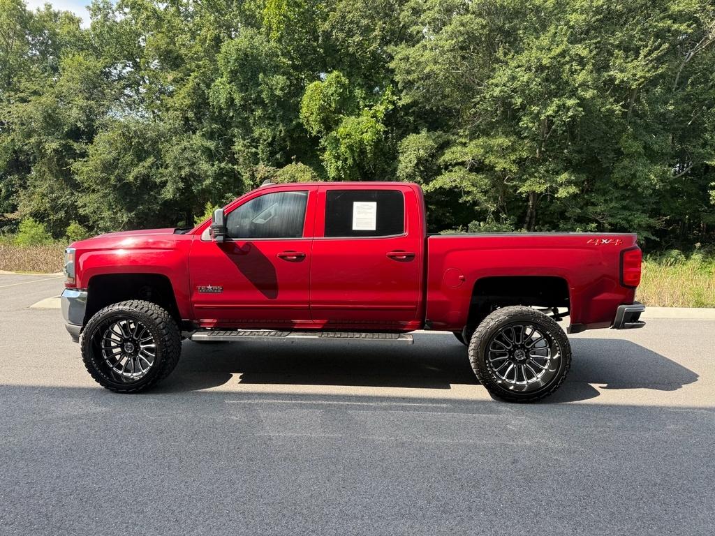 chevrolet silverado 1500 2018 3GCUKREC7JG585627 image chevrolet silverado 1500 2018 3GCUKREC7JG585627 image